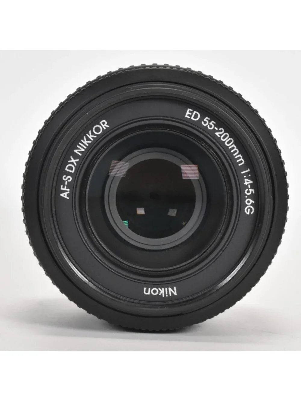 Nikon AF-S DX NIKKOR 55-200mm f/4-5.6G ED Zoom Lens with Bag Mint